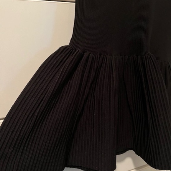 BCBGMaxAzria Knit Black Mini Flare Skirt- Size L - Picture 2 of 5